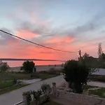 Apartment Pia Mera